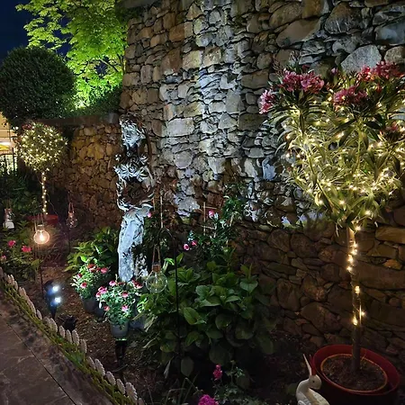 Sophia شقة تريورا