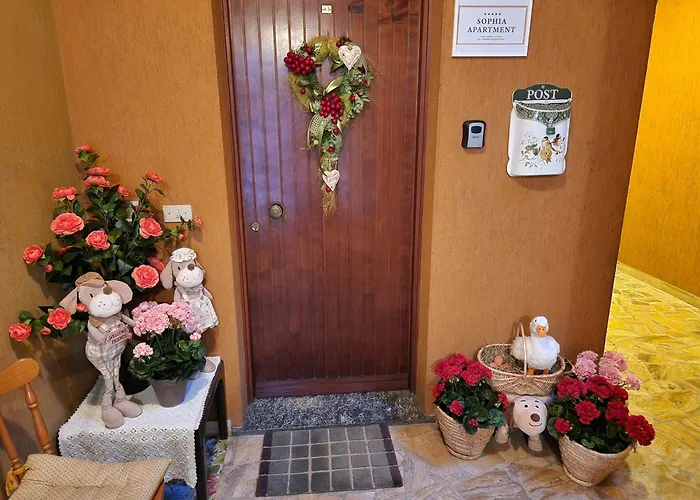 Апартаменты Sophia Триора